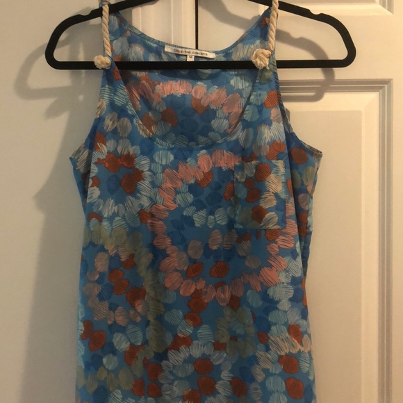 Tank - Picture 2 of 5